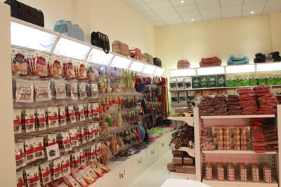 1473759792326321.jpg 样板店货架-6.JPG